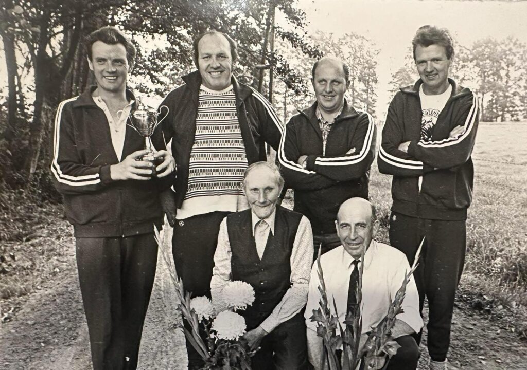 Klootschietersvereniging Mander viert 200-jarig jubileum: levend erfgoed in Twente